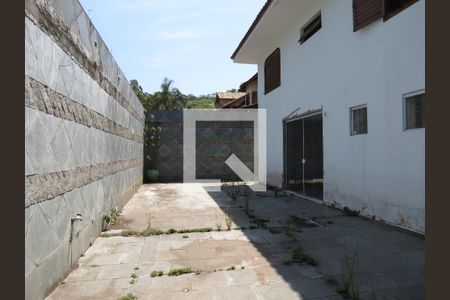 Casa à venda com 473m², 4 quartos e 8 vagasÁrea Externa