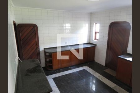 Casa à venda com 473m², 4 quartos e 8 vagasCozinha