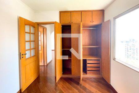 Quarto 2 de apartamento para alugar com 2 quartos, 75m² em Vila Madalena, São Paulo