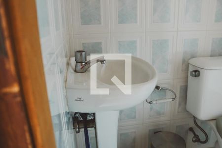 Casa à venda com 115m², 3 quartos e 5 vagas Casa à venda com 115m², 3 quartos e 5 vagasBanheiro de serviço