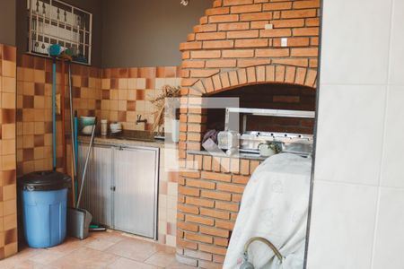 Casa à venda com 115m², 3 quartos e 5 vagas Casa à venda com 115m², 3 quartos e 5 vagasChurrasqueira