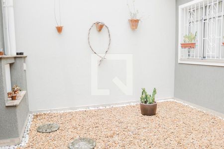 Casa à venda com 115m², 3 quartos e 5 vagas Casa à venda com 115m², 3 quartos e 5 vagasEntrada