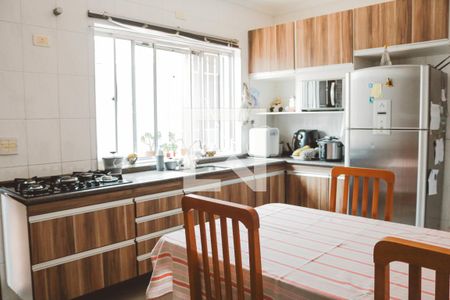 Casa à venda com 115m², 3 quartos e 5 vagas Casa à venda com 115m², 3 quartos e 5 vagasCozinha