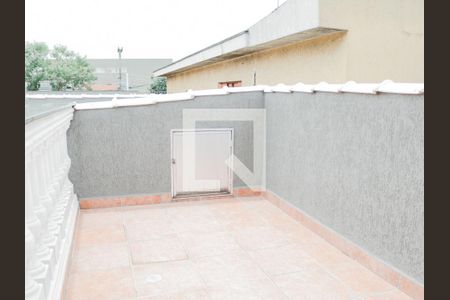 Casa à venda com 115m², 3 quartos e 5 vagas Casa à venda com 115m², 3 quartos e 5 vagasVaranda