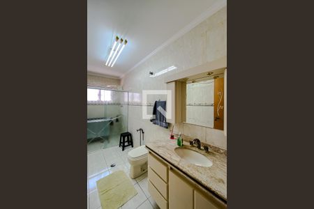 Casa à venda com 315m², 3 quartos e 5 vagasBanheiro