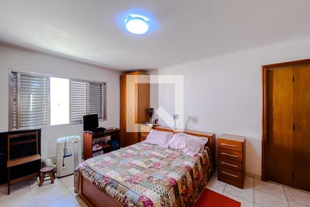 Casa à venda com 315m², 3 quartos e 5 vagasQuarto 3 - Suíte