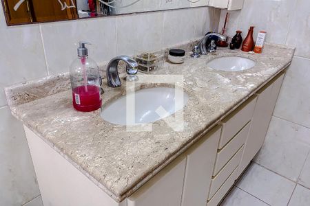 Casa à venda com 315m², 3 quartos e 5 vagasBanheiro da Suíte