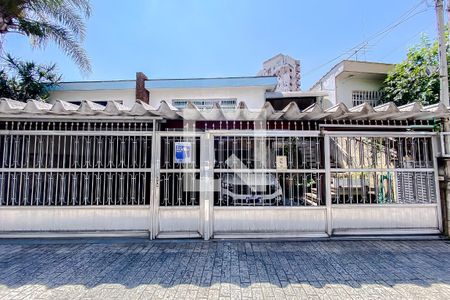 Casa à venda com 315m², 3 quartos e 5 vagasFachada