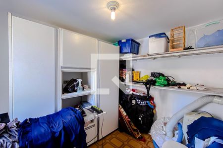 Casa à venda com 315m², 3 quartos e 5 vagasQuarto de Serviço