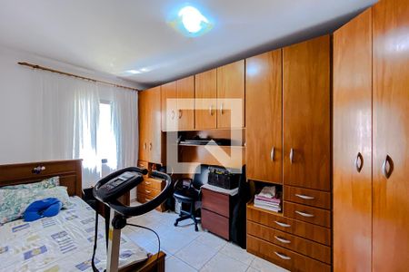 Casa à venda com 315m², 3 quartos e 5 vagasQuarto 2