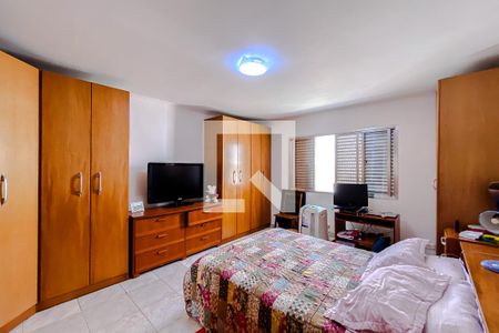 Casa à venda com 315m², 3 quartos e 5 vagasQuarto 3 - Suíte