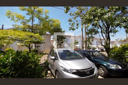 Casa de condomínio à venda com 91m², 3 quartos e 2 vagas Casa de condomínio à venda com 91m², 3 quartos e 2 vagasVagas