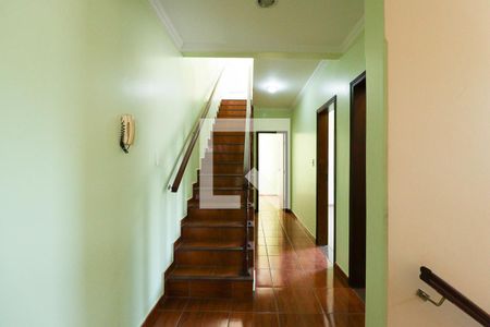 Casa à venda com 246m², 3 quartos e 5 vagasEscada 