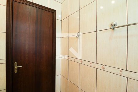 Casa à venda com 246m², 3 quartos e 5 vagasBanheiro Social