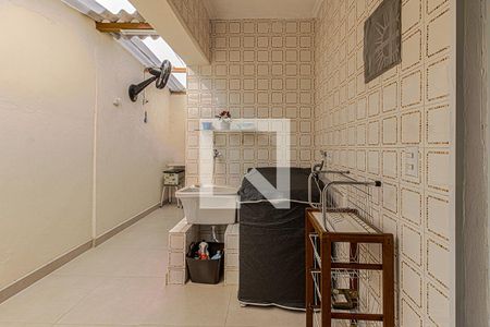 Casa à venda com 106m², 3 quartos e 2 vagas Casa à venda com 106m², 3 quartos e 2 vagasárea de serviço