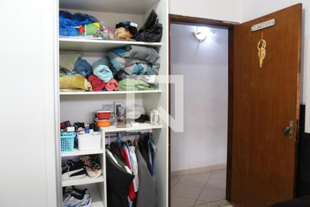 Casa para alugar com 270m², 3 quartos e 5 vagasQuarto 2