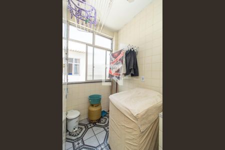 Apartamento à venda com 81m², 3 quartos e 1 vagaÁrea de Serviço