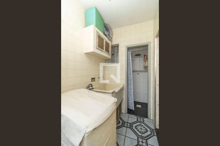 Apartamento à venda com 81m², 3 quartos e 1 vagaÁrea de Serviço