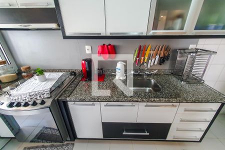 Apartamento à venda com 100m², 3 quartos e 2 vagas Apartamento à venda com 100m², 3 quartos e 2 vagascozinha