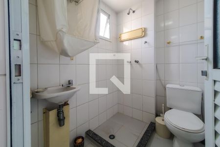 Apartamento à venda com 100m², 3 quartos e 2 vagas Apartamento à venda com 100m², 3 quartos e 2 vagasBanheiro de serviço