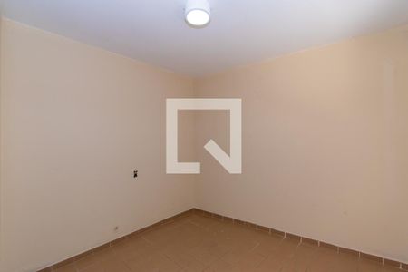 Casa à venda com 161m², 3 quartos e 6 vagas Casa à venda com 161m², 3 quartos e 6 vagasQuarto de Serviço