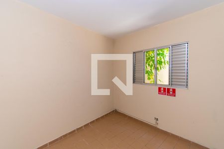 Casa à venda com 161m², 3 quartos e 6 vagas Casa à venda com 161m², 3 quartos e 6 vagasQuarto de Serviço