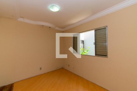 Casa à venda com 161m², 3 quartos e 6 vagas Casa à venda com 161m², 3 quartos e 6 vagasQuarto 1