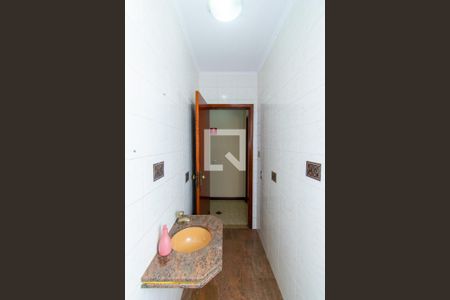 Casa à venda com 161m², 3 quartos e 6 vagas Casa à venda com 161m², 3 quartos e 6 vagasLavabo