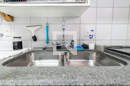 Apartamento à venda com 220m², 4 quartos e 3 vagas Apartamento à venda com 220m², 4 quartos e 3 vagasCozinha Detalhe