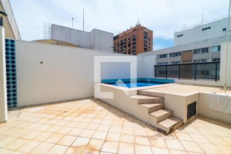 Apartamento à venda com 220m², 4 quartos e 3 vagas Apartamento à venda com 220m², 4 quartos e 3 vagasPiscina