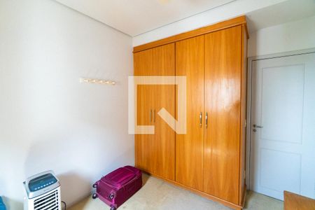 Apartamento à venda com 220m², 4 quartos e 3 vagas Apartamento à venda com 220m², 4 quartos e 3 vagasQuarto 2