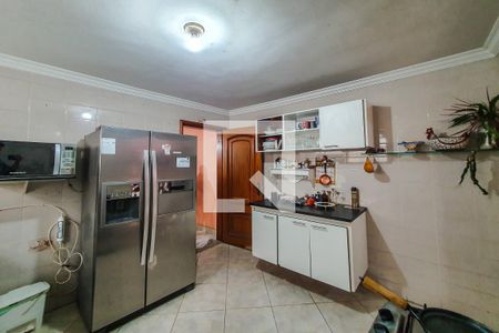 Casa à venda com 125m², 4 quartos e 3 vagas Casa à venda com 125m², 4 quartos e 3 vagascozinha