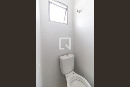 Apartamento para alugar com 65m², 2 quartos e 1 vaga Apartamento para alugar com 65m², 2 quartos e 1 vagaBanheiro da Suíte