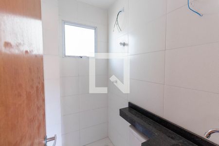 Apartamento para alugar com 39m², 2 quartos e sem vaga Apartamento para alugar com 39m², 2 quartos e sem vagaBanheiro