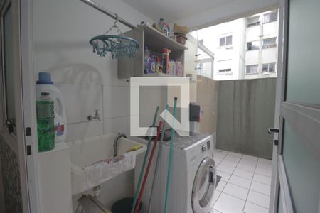 Apartamento à venda com 60m², 3 quartos e 1 vagaÁrea de Serviço
