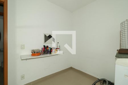 Quarto 2 de apartamento para alugar com 2 quartos, 45m² em Protásio Alves, Porto Alegre