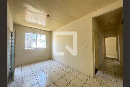 Sala de apartamento para alugar com 2 quartos, 70m² em Sagrada Família, Belo Horizonte