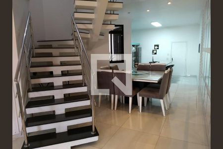 Casa à venda com 166m², 3 quartos e 2 vagas Casa à venda com 166m², 3 quartos e 2 vagasFoto 14