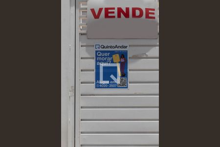 Apartamento à venda com 34m², 2 quartos e sem vaga Apartamento à venda com 34m², 2 quartos e sem vagaFachada com a Plaquinha Instala