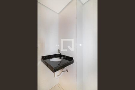 Apartamento à venda com 34m², 2 quartos e sem vaga Apartamento à venda com 34m², 2 quartos e sem vagaBanheiro