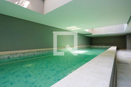 Apartamento à venda com 80m², 2 quartos e 1 vaga Apartamento à venda com 80m², 2 quartos e 1 vagaÁrea comum - Piscina coberta