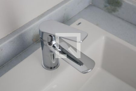 Apartamento à venda com 80m², 2 quartos e 1 vaga Apartamento à venda com 80m², 2 quartos e 1 vagaBanheiro da Suíte 2