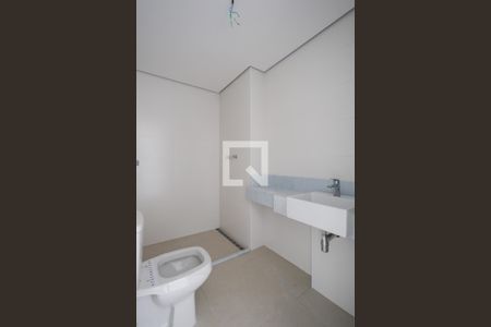 Apartamento à venda com 80m², 2 quartos e 1 vaga Apartamento à venda com 80m², 2 quartos e 1 vagaBanheiro da Suíte 1