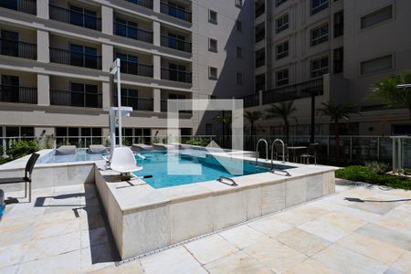 Apartamento à venda com 80m², 2 quartos e 1 vaga Apartamento à venda com 80m², 2 quartos e 1 vagaÁrea comum - Piscina