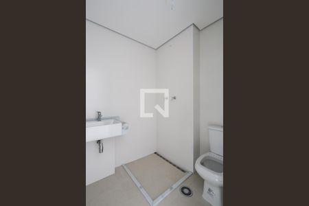 Apartamento à venda com 80m², 2 quartos e 1 vaga Apartamento à venda com 80m², 2 quartos e 1 vagaBanheiro da Suíte 2