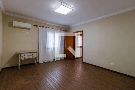 Casa de condomínio à venda com 437m², 4 quartos e 5 vagas Casa de condomínio à venda com 437m², 4 quartos e 5 vagasSuíte 4