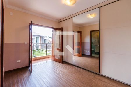 Casa de condomínio à venda com 437m², 4 quartos e 5 vagas Casa de condomínio à venda com 437m², 4 quartos e 5 vagasSuíte 2