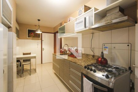 Apartamento à venda com 126m², 3 quartos e 1 vaga Apartamento à venda com 126m², 3 quartos e 1 vagaCozinha