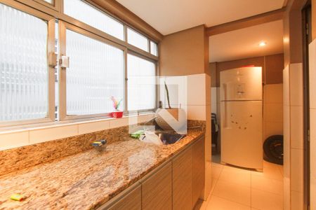 Apartamento à venda com 126m², 3 quartos e 1 vaga Apartamento à venda com 126m², 3 quartos e 1 vagaArea de serviço