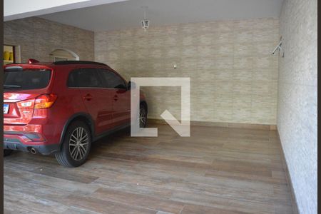 Casa à venda com 360m², 3 quartos e 4 vagasGaragem